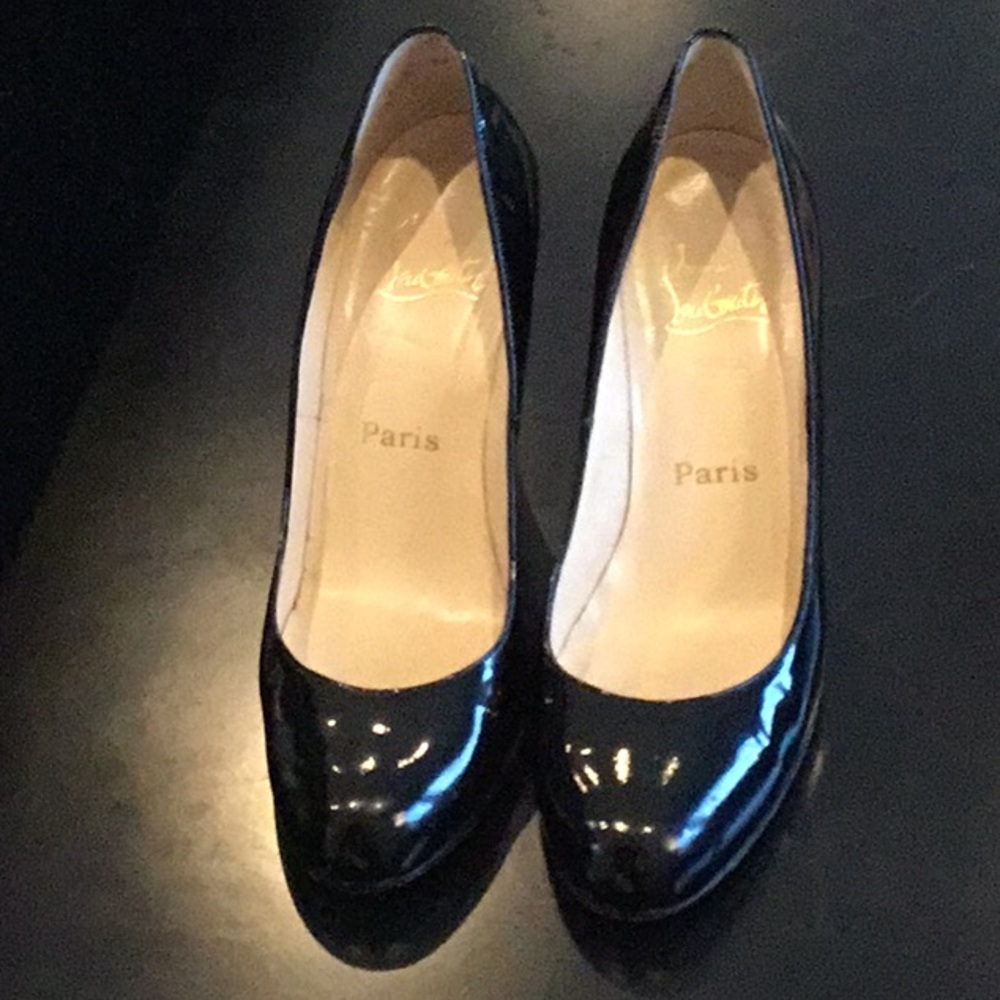 Louboutin black patent wedges